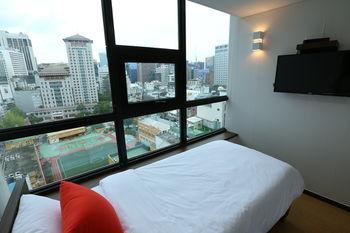 57 Myeongdong Hostel *