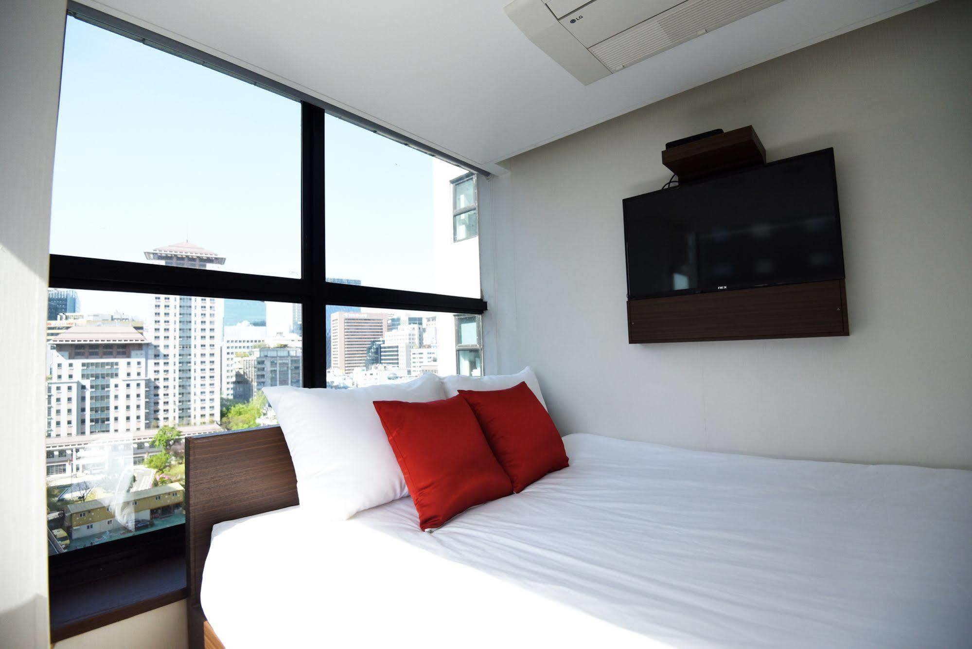 57 Myeongdong Hostel Seoul