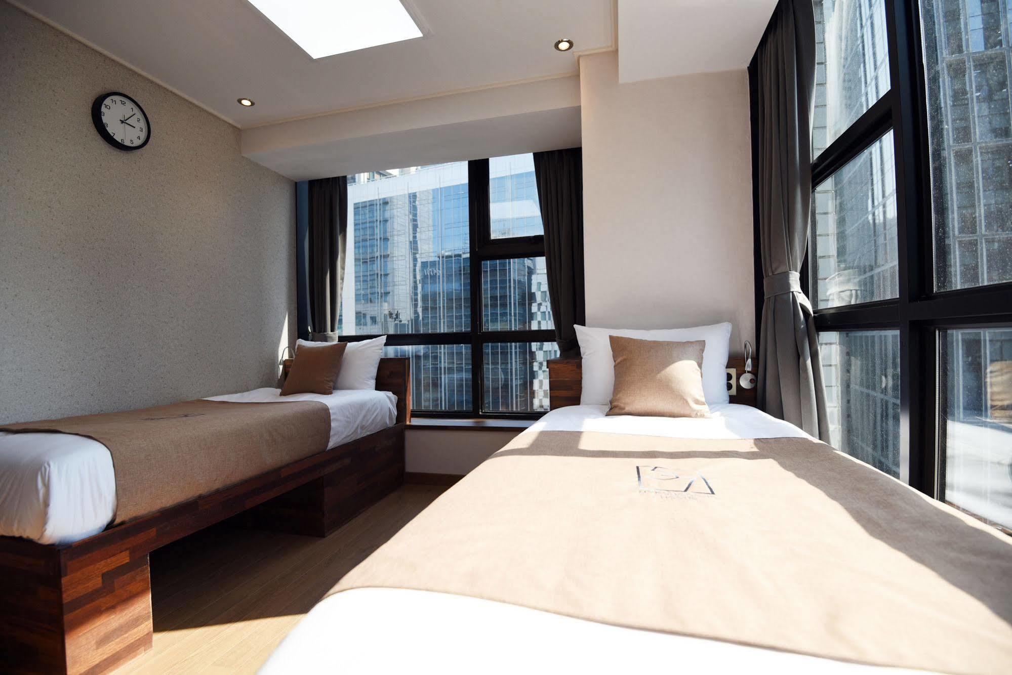 57 Myeongdong Hostel Seoul
