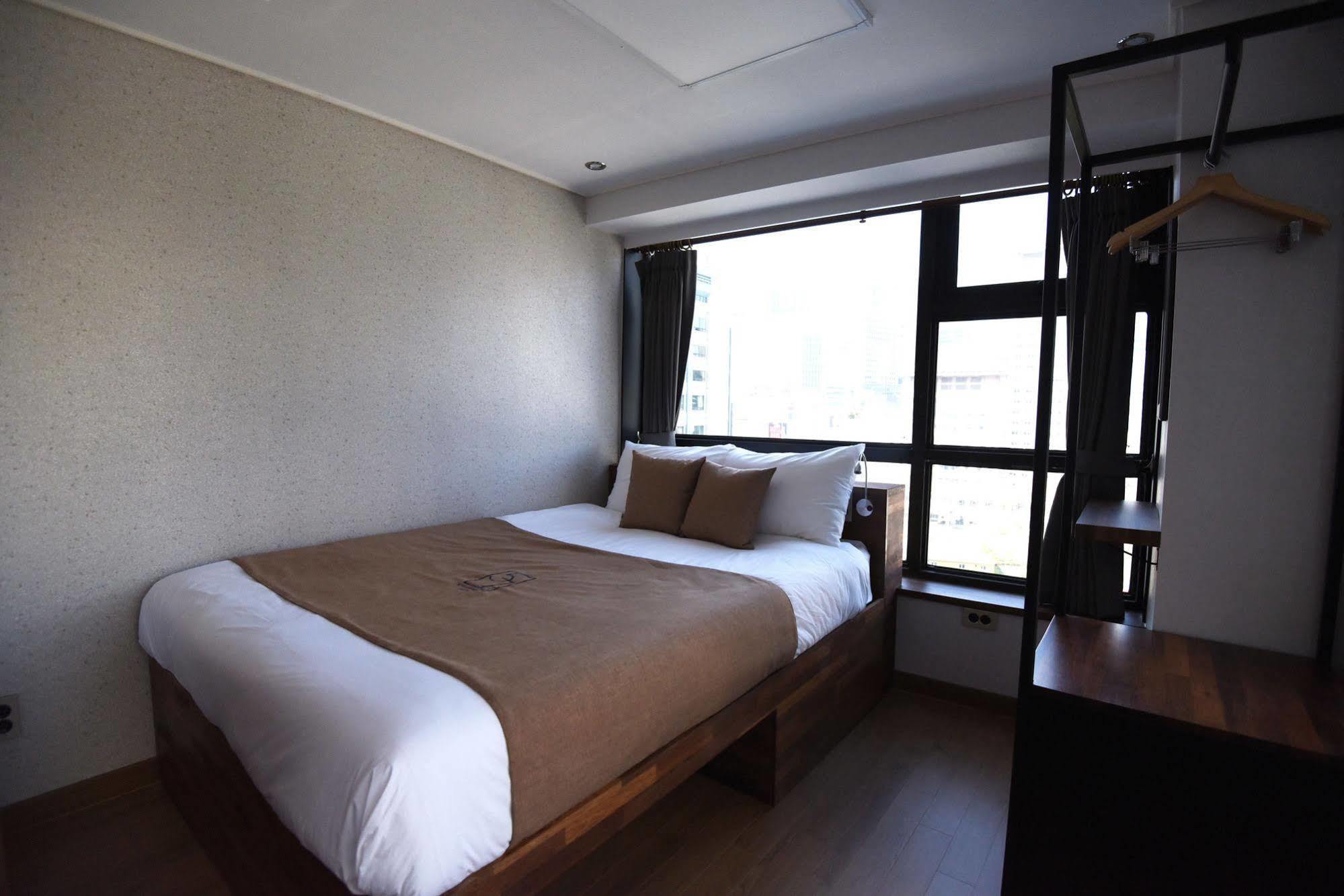 57 Myeongdong Hostel *